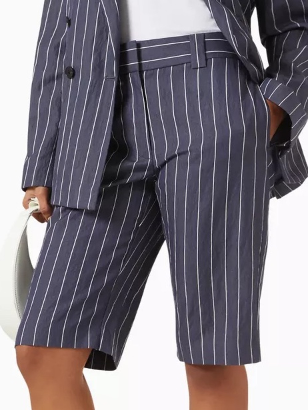 Saint Art Lucian Pinstripe Shorts Navy Stripe NWT Size M Bermuda Tailored